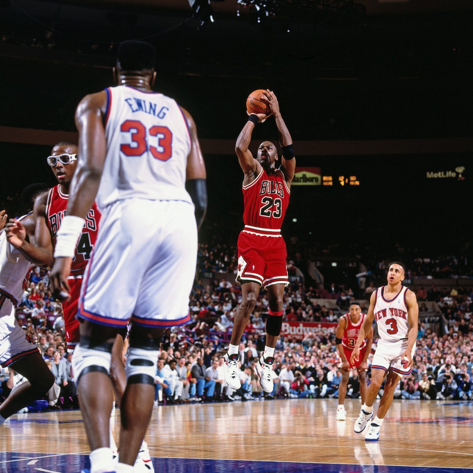 Michael Jordan Playoff Record: Insane Stats & Highlights - NBA Legends